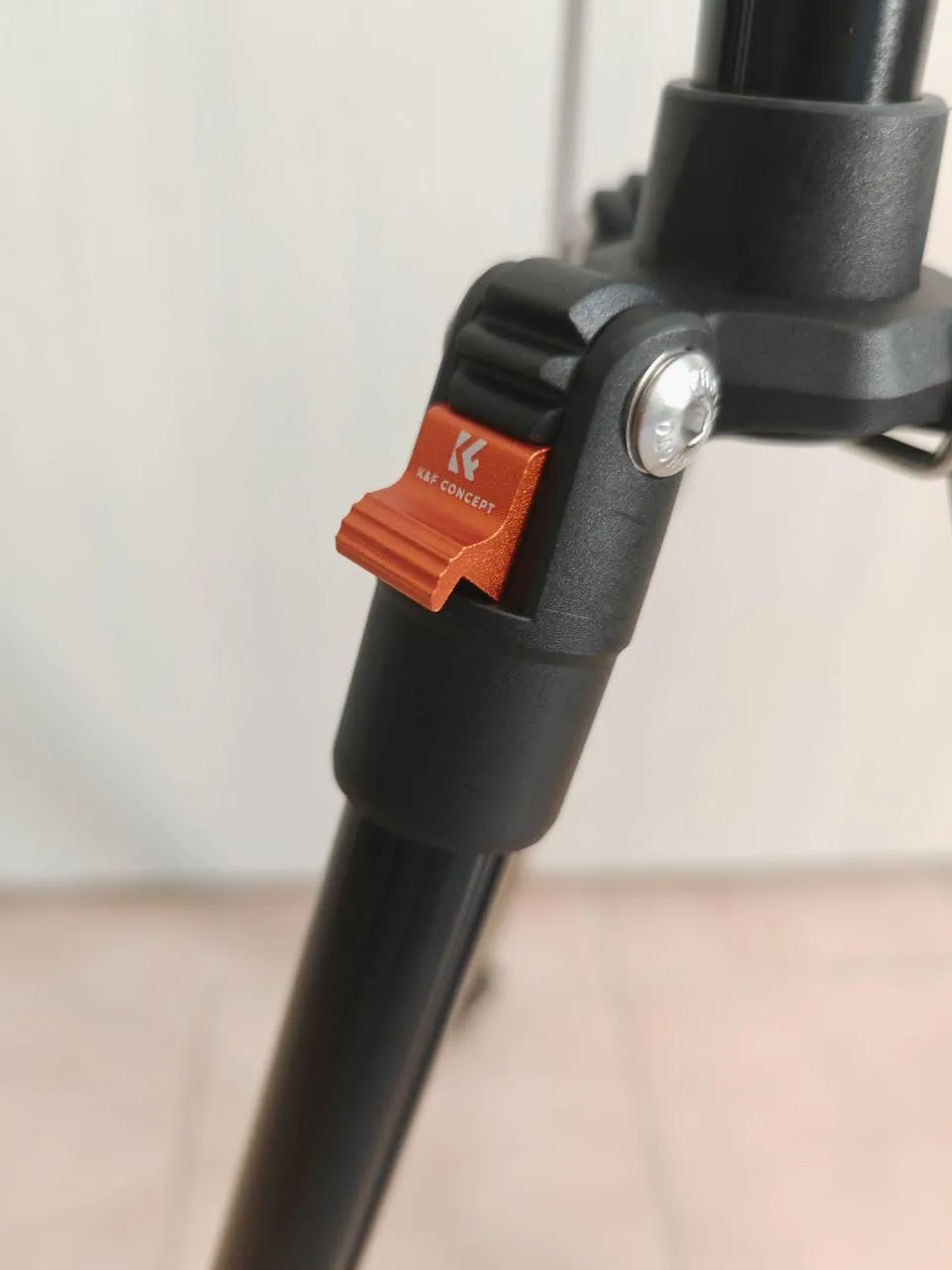 K&F Concept treppiede luce alluminio 2m vite 1/4"