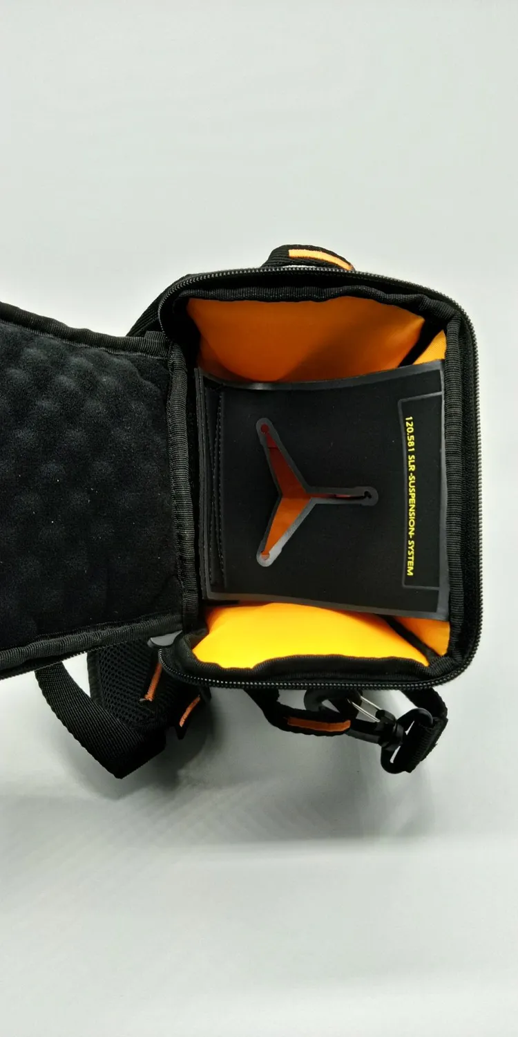 Case Logic SLRC-201 fondina reflex nylon nero memory foam