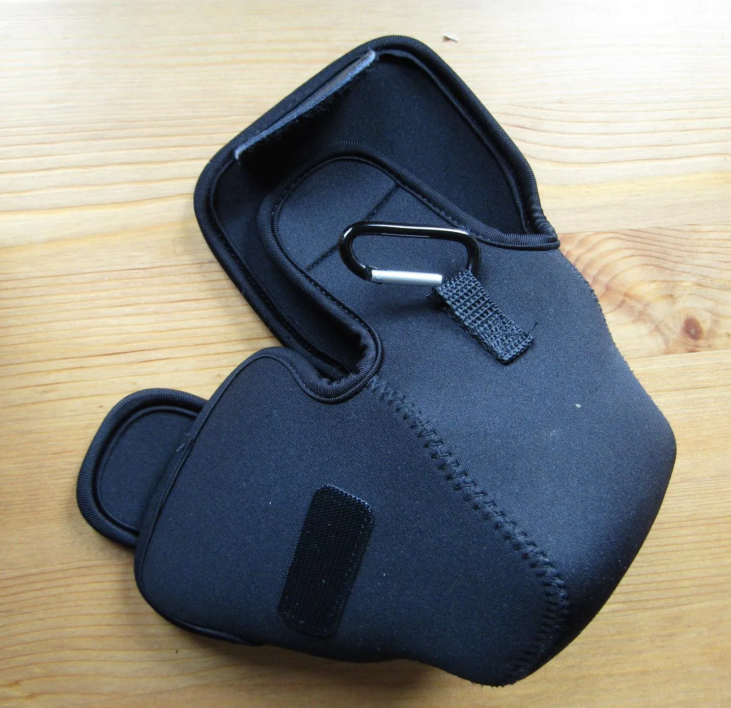 MegaGear Ultra Light Custodia Neoprene Grigia per Canon SX540 HS