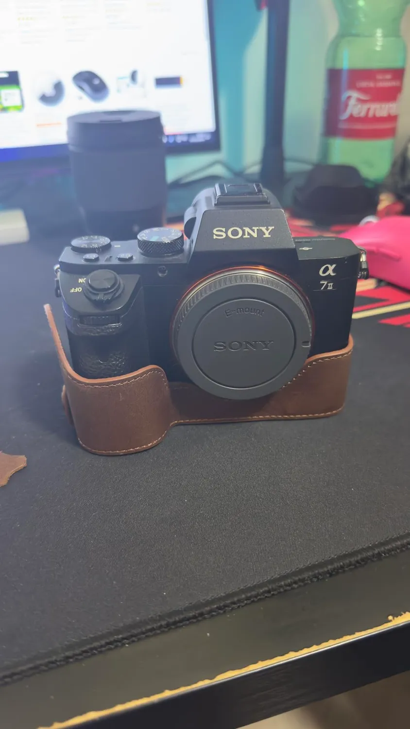 MegaGear Ever Ready custodia A7 II A7R II A7S II nera vera pelle