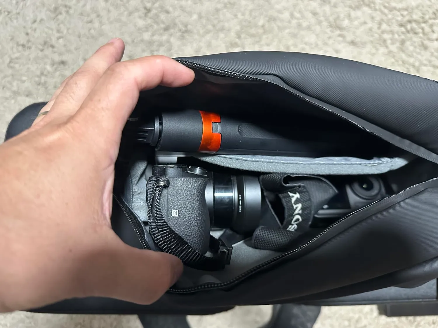 K&F Concept borsa tracolla fotocamera 6L nera divisori