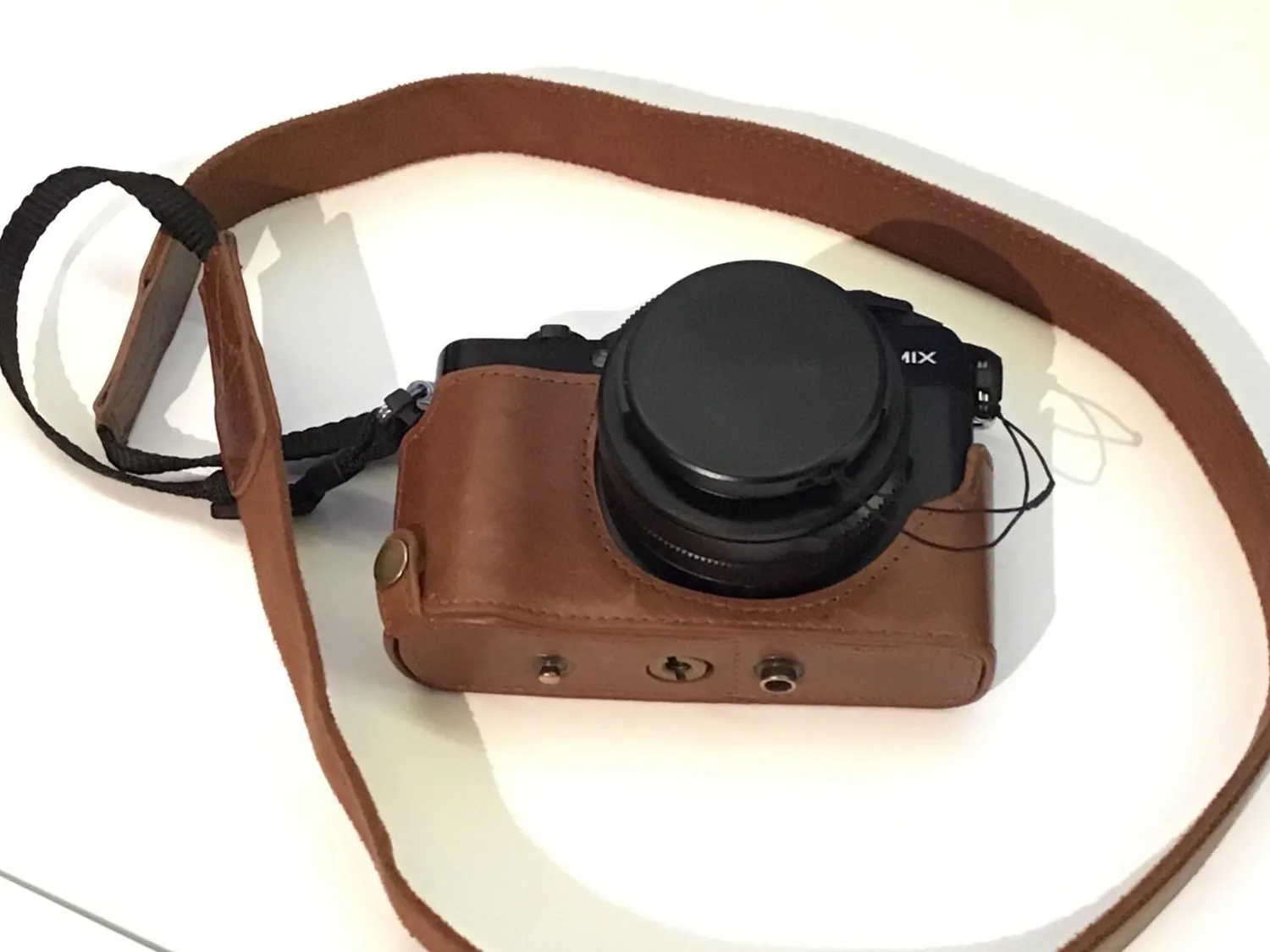 MegaGear Ever Ready LX100 II Custodia Pelle Marrone Vera