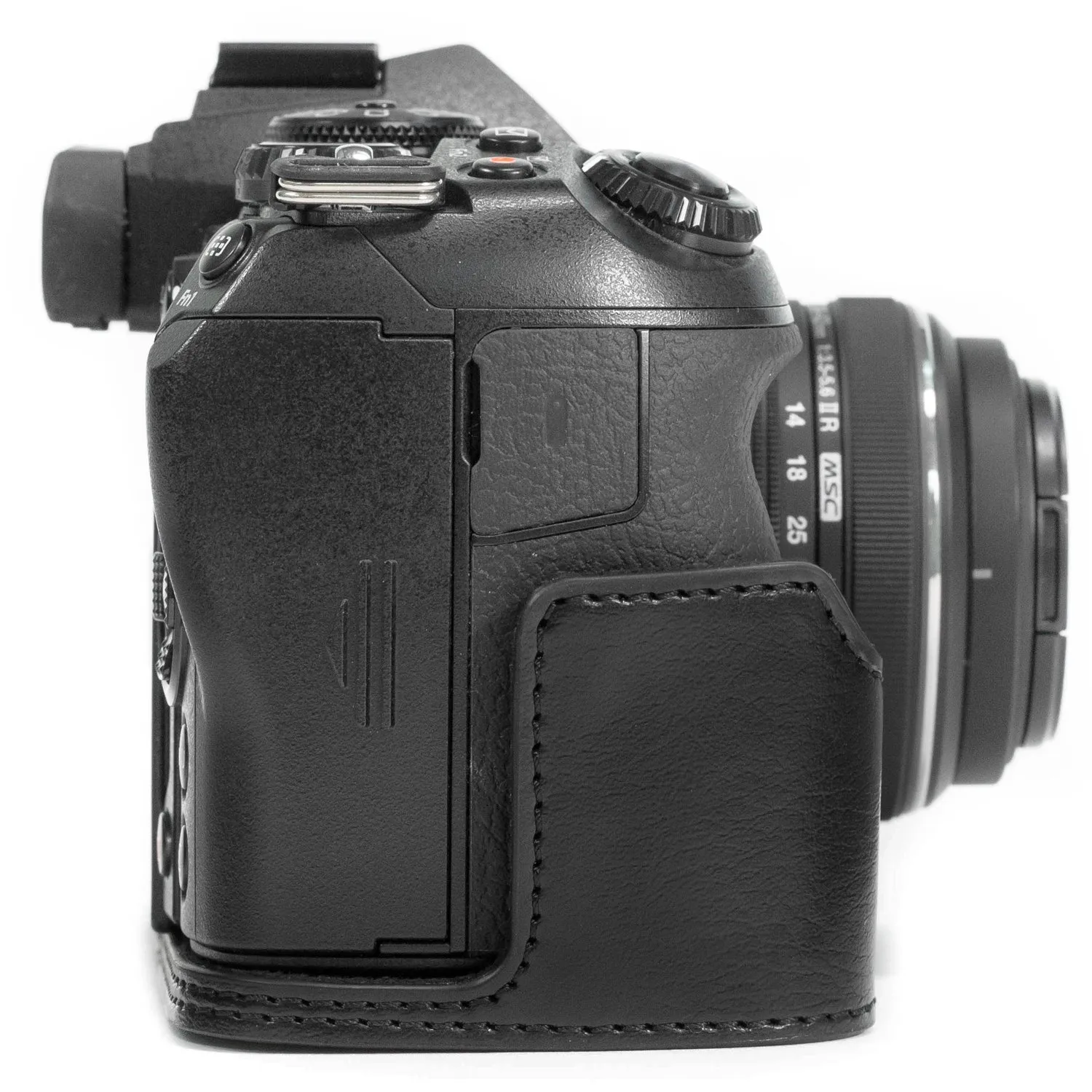 MegaGear Ever Ready Mezza Custodia Pelle Olympus E-M1 Mark III/II