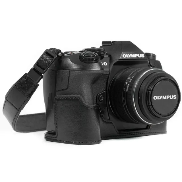 MegaGear Ever Ready Mezza Custodia Pelle Olympus E-M1 Mark III/II