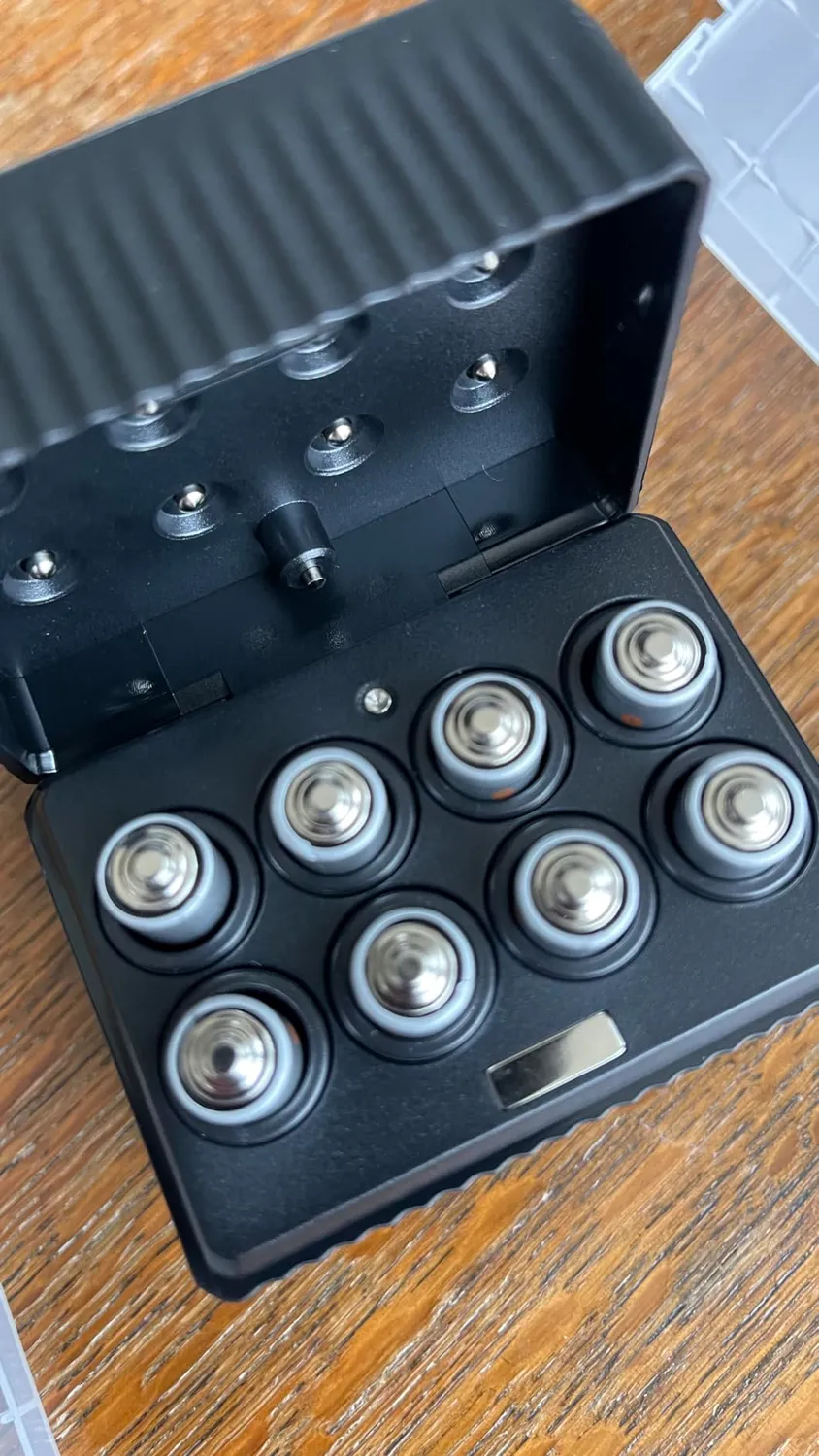 K&F Concept batterie AAA litio ricaricabili box 8 slot Type-C