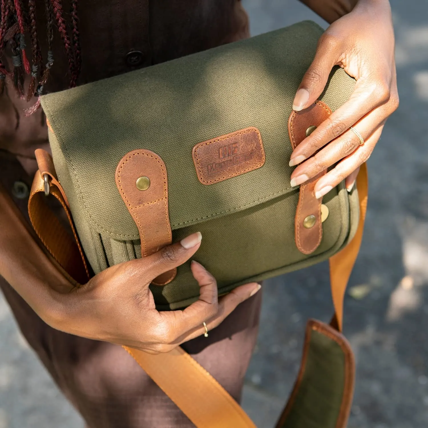 MegaGear Sequoia Borsa Tela Mirrorless Verde Kaki Resistente