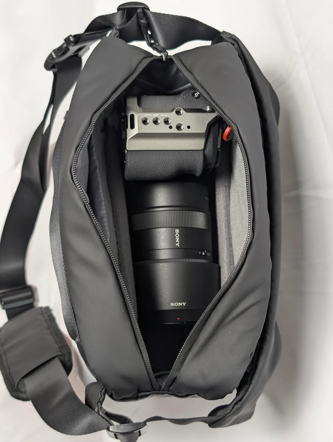 K&F Concept borsa tracolla fotocamera 6L nera divisori