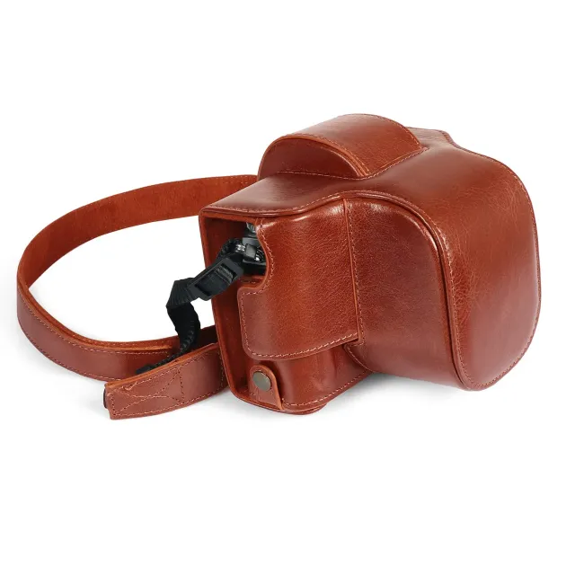 MegaGear Ever Ready Custodia Pelle Nikon Z fc Marrone 16-50mm