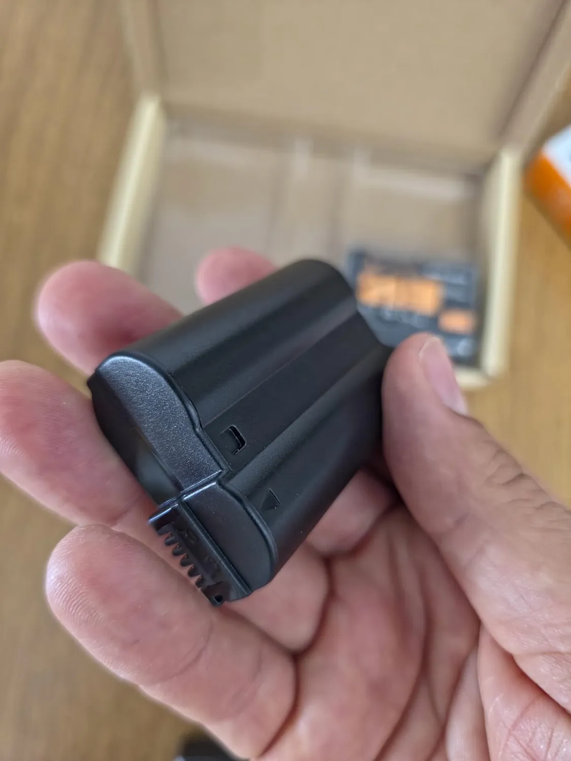 K&F Concept EN-EL15 kit 2 batterie 2100mAh caricatore USB