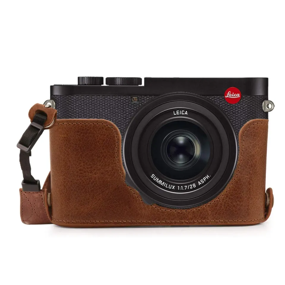 MegaGear MG1719 Mezza Custodia Pelle per Leica Q2 Marrone