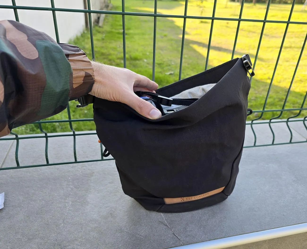 K&F Concept Borsa Foto Tracolla 2in1 Beige 32cm Pelle