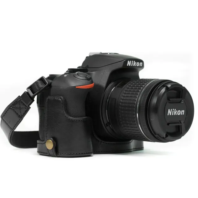 MegaGear Ever Ready Mezza Custodia Pelle Nikon D5600 Nero