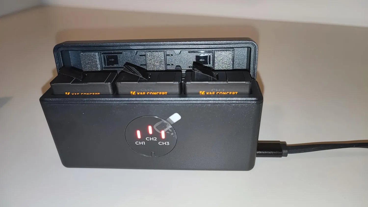K&F Concept Hero 13 Batterie Enduro 2100mAh Kit 3+Caricatore
