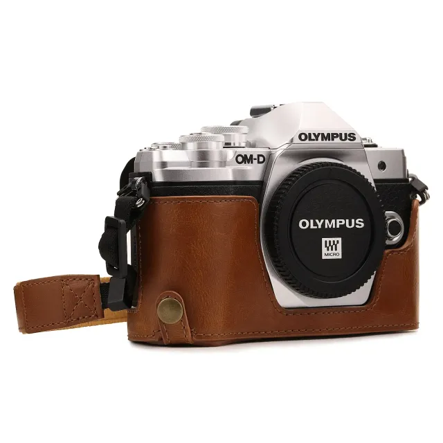 MegaGear Ever Ready mezza custodia pelle OM-D E-M10 Mark III marrone chiaro