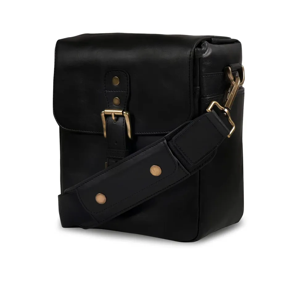 MegaGear MG1521 Borsa Fotocamera Pelle Nera Mirrorless