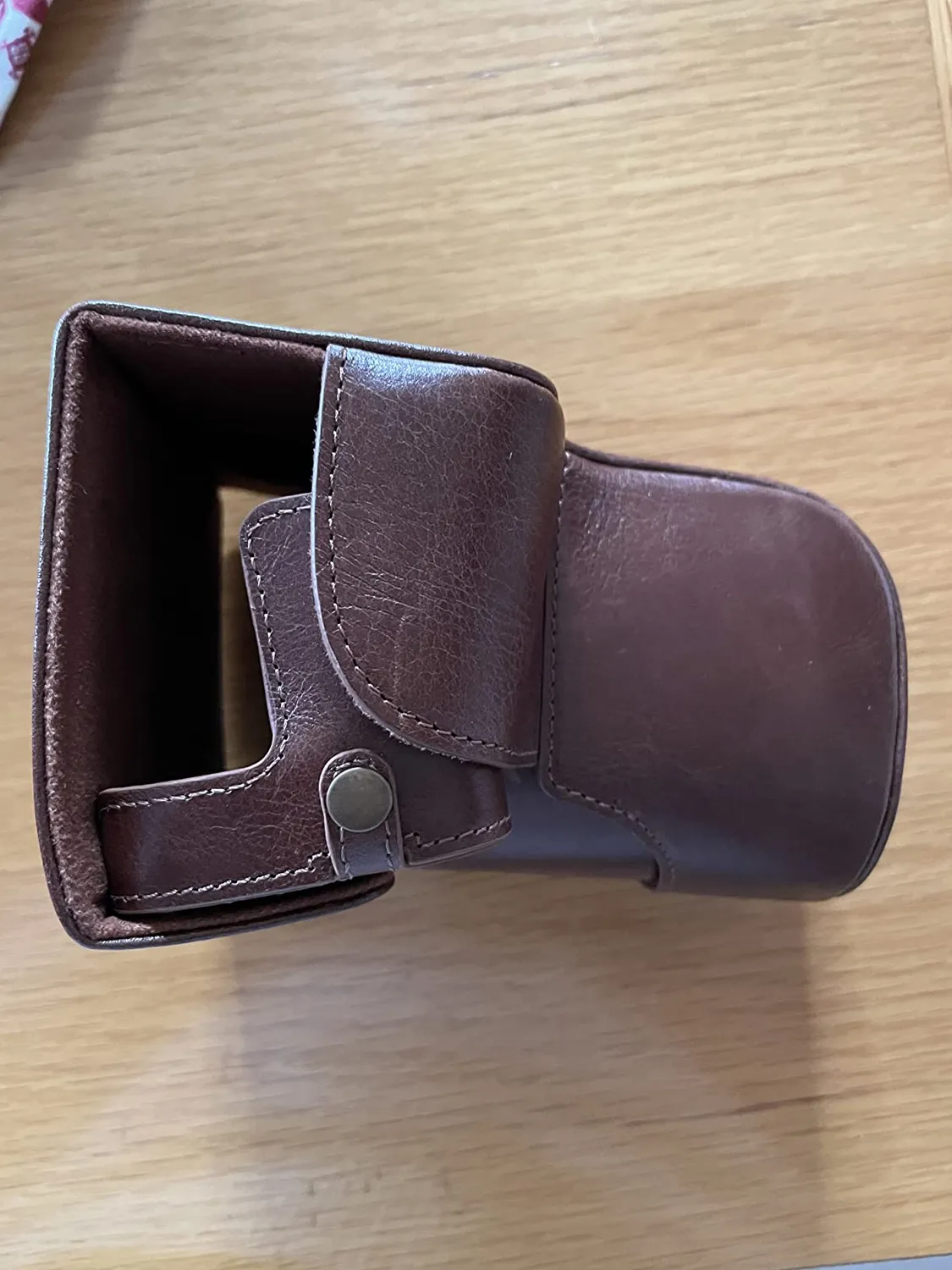 MegaGear Ever Ready custodia reflex Canon 800D vera pelle nera
