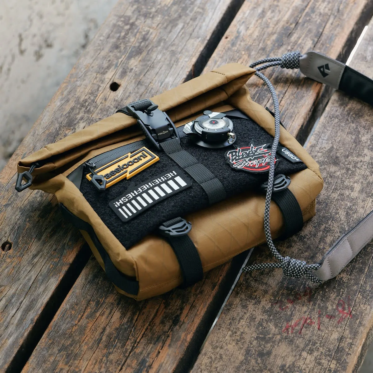 VSGO Black Snipe Sling borsa 3L marrone