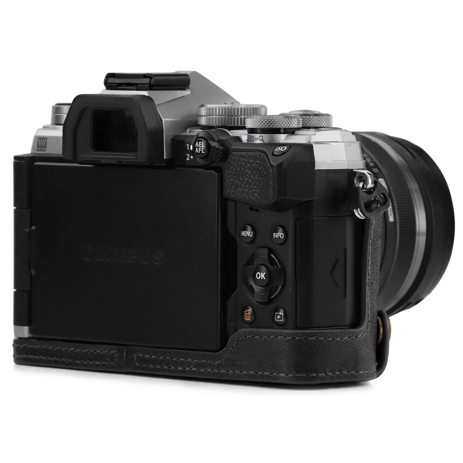 MegaGear Ever Ready mezza custodia E-M5 Mark III nera pelle