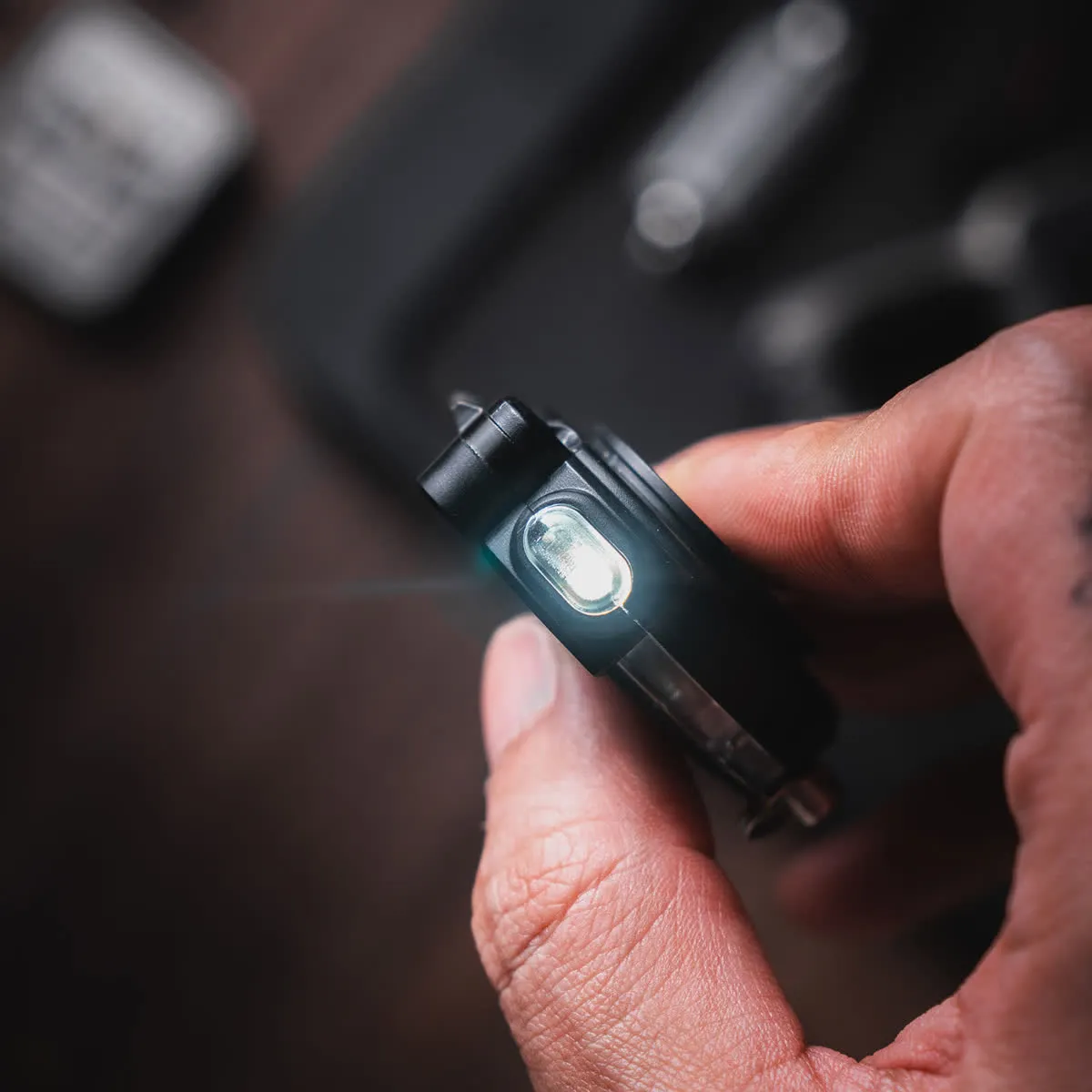VSGO Black Snipe V1.0 torcia EDC 42 g luce bianca rossa
