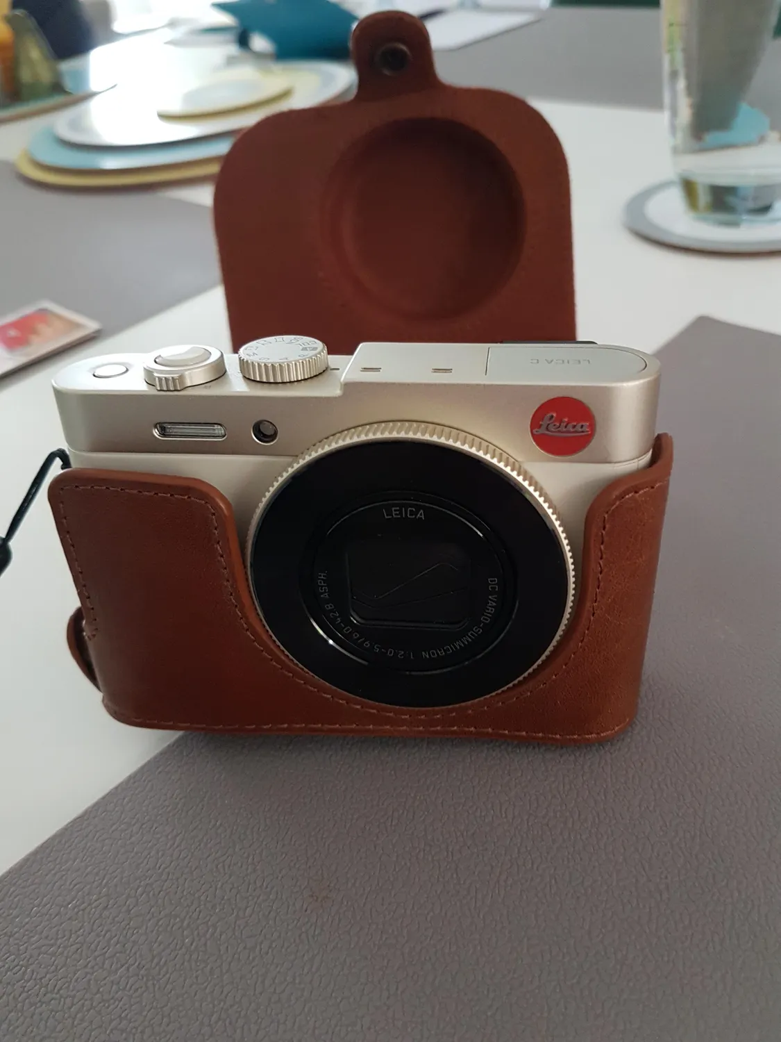MegaGear MG1286 Ever Ready Custodia Leica C Typ112 vera pelle nera