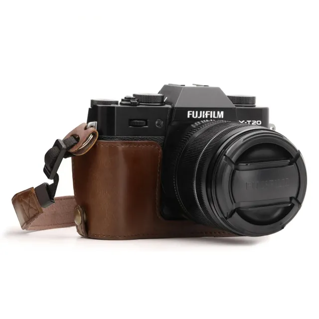 MegaGear MG958 Mezza Custodia Pelle Fujifilm X-T30 marrone scuro