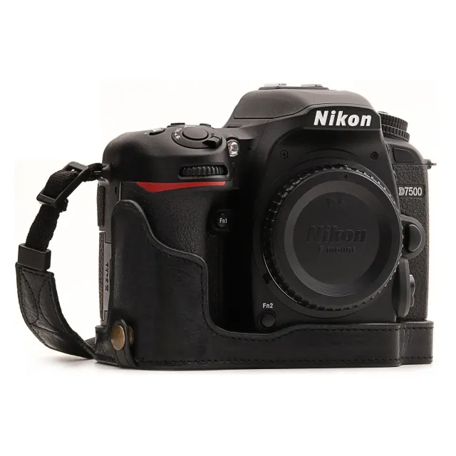 MegaGear Custodia in vera pelle Nikon D7500 mezza con batteria