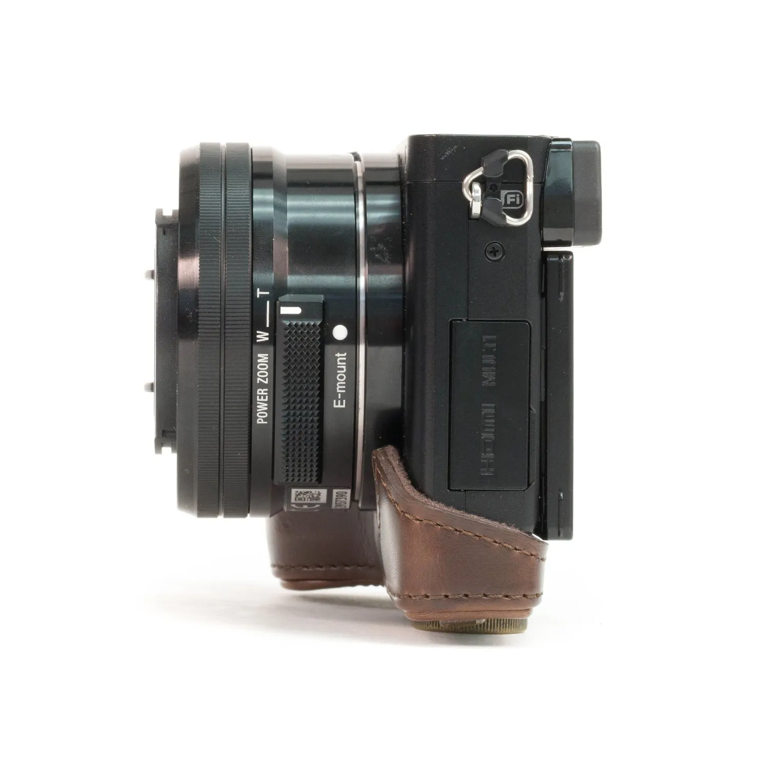 MegaGear Custodia Pelle Marrone Scuro per Sony A5000 A5100 16-50mm
