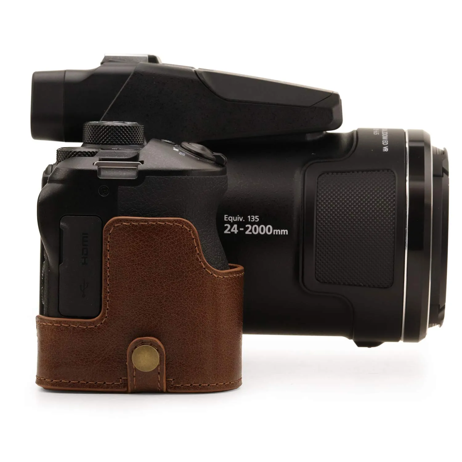 MegaGear Coolpix P950 half case fotocamera in pelle