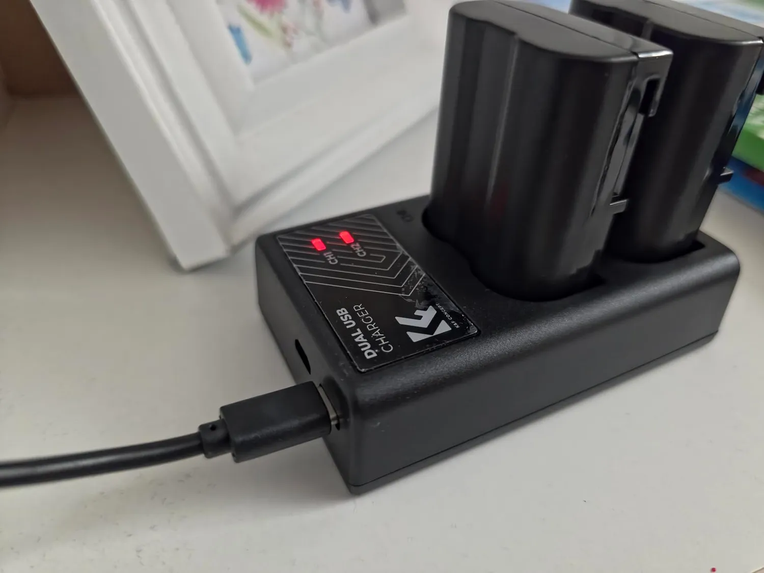 K&F Concept EN-EL15 kit 2 batterie 2100mAh caricatore USB