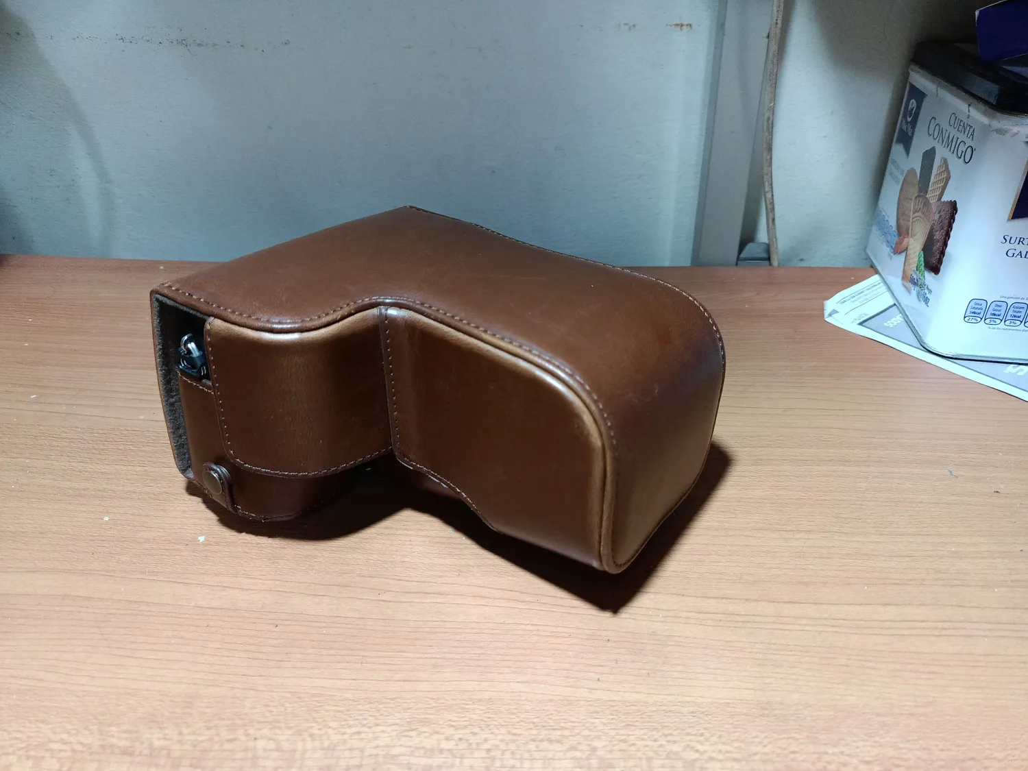 MegaGear MG1651 Custodia Pelle Sony A6100 A6400 Nera
