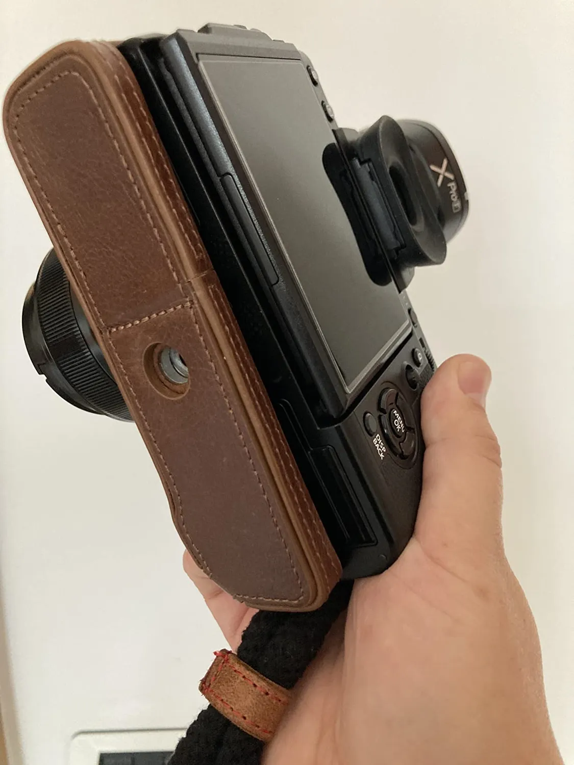 MegaGear Fujifilm X-T3 custodia vera pelle Ever Ready trasparente