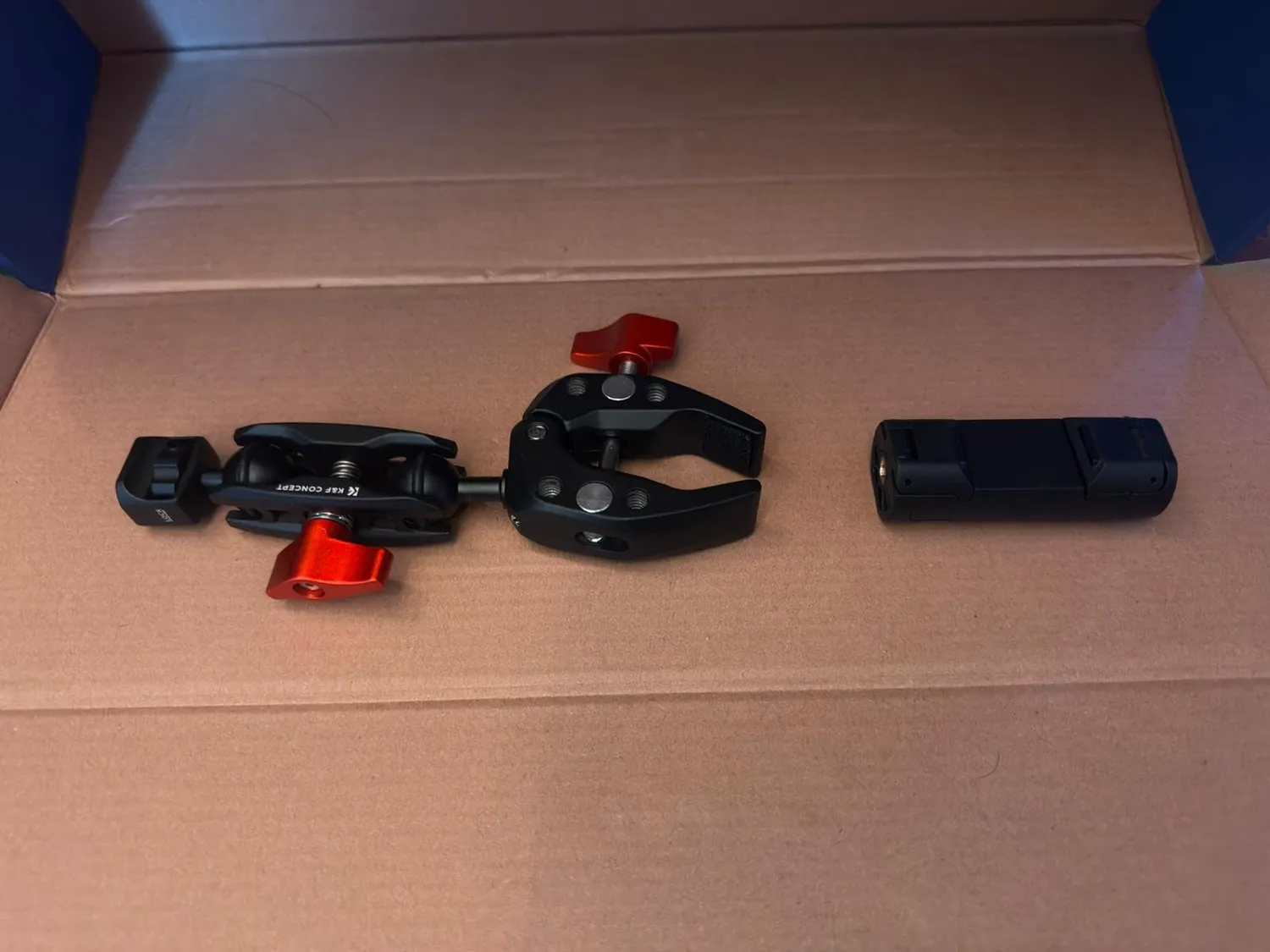 K&F Concept Magic Arm braccio articolato Super Clamp 5kg 1/4"