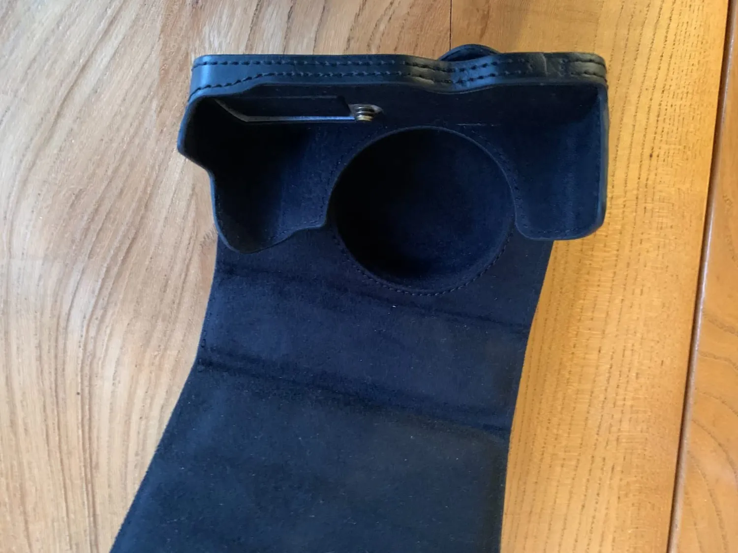 MegaGear Canon G5 X Mark II custodia pelle nera Ever Ready