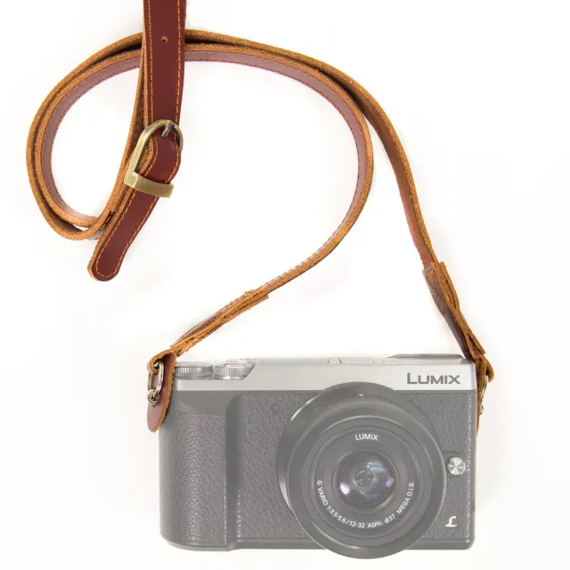 MegaGear SLR Tracolla fotocamera ecopelle marrone
