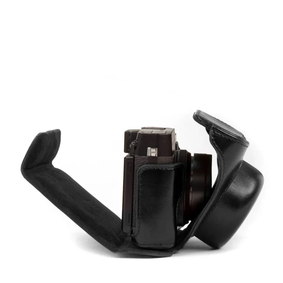 MegaGear Ever Ready custodia ecopelle Fujifilm X30