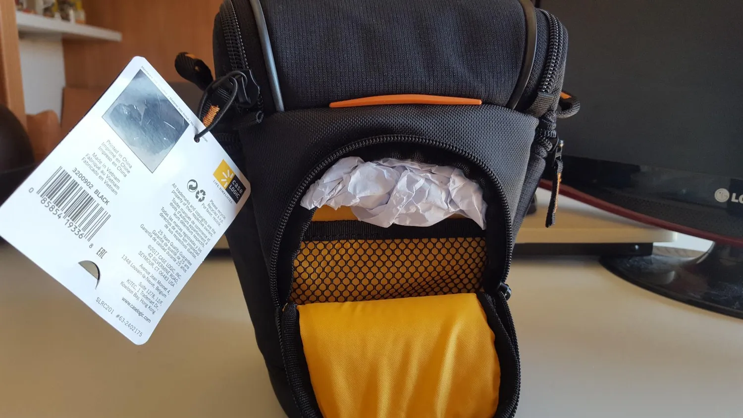 Case Logic SLRC-201 fondina reflex nylon nero memory foam