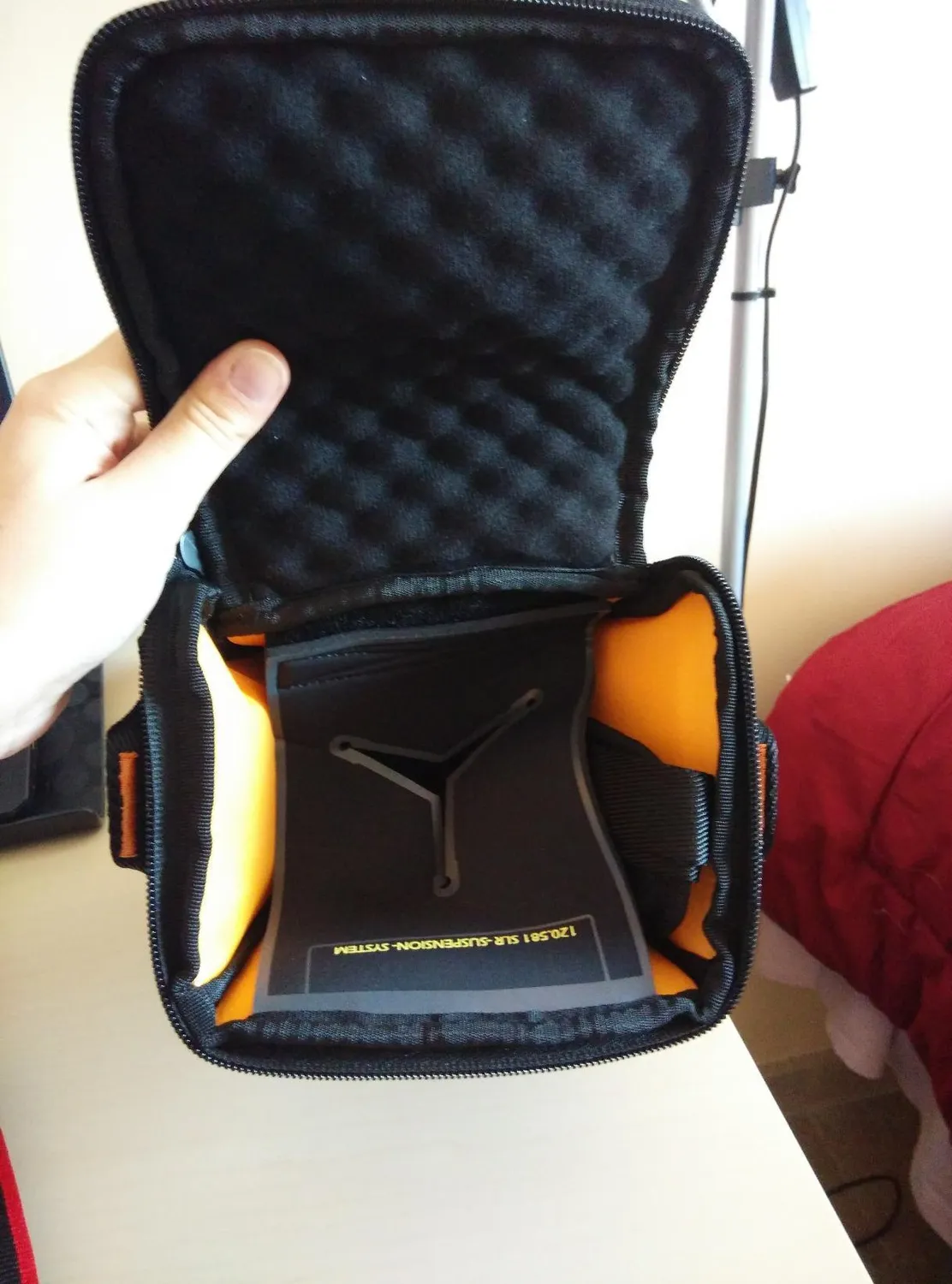 Case Logic SLRC-201 fondina reflex nylon nero memory foam