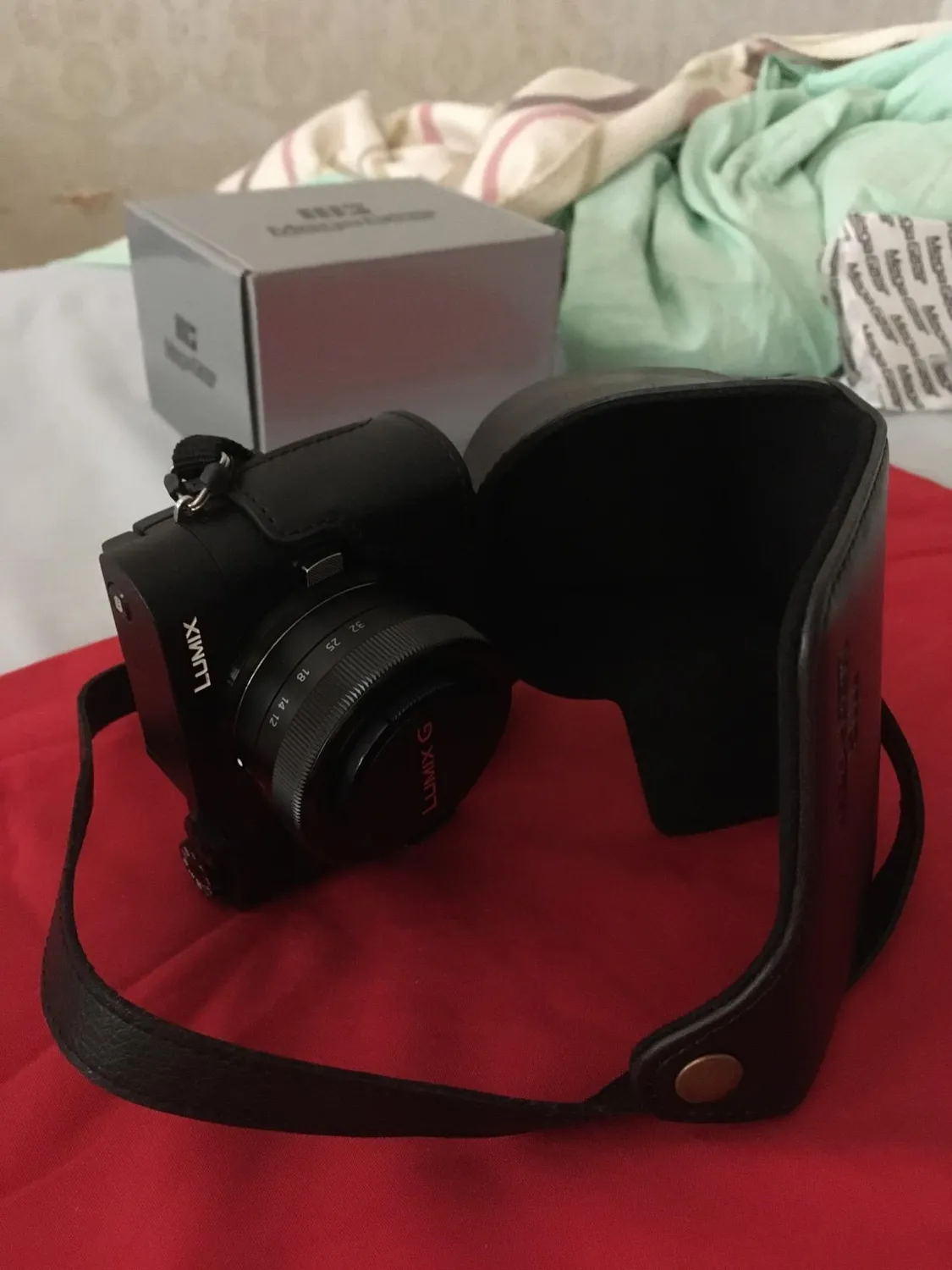 MegaGear Ever Ready MG1143 custodia fotocamera grigia Panasonic