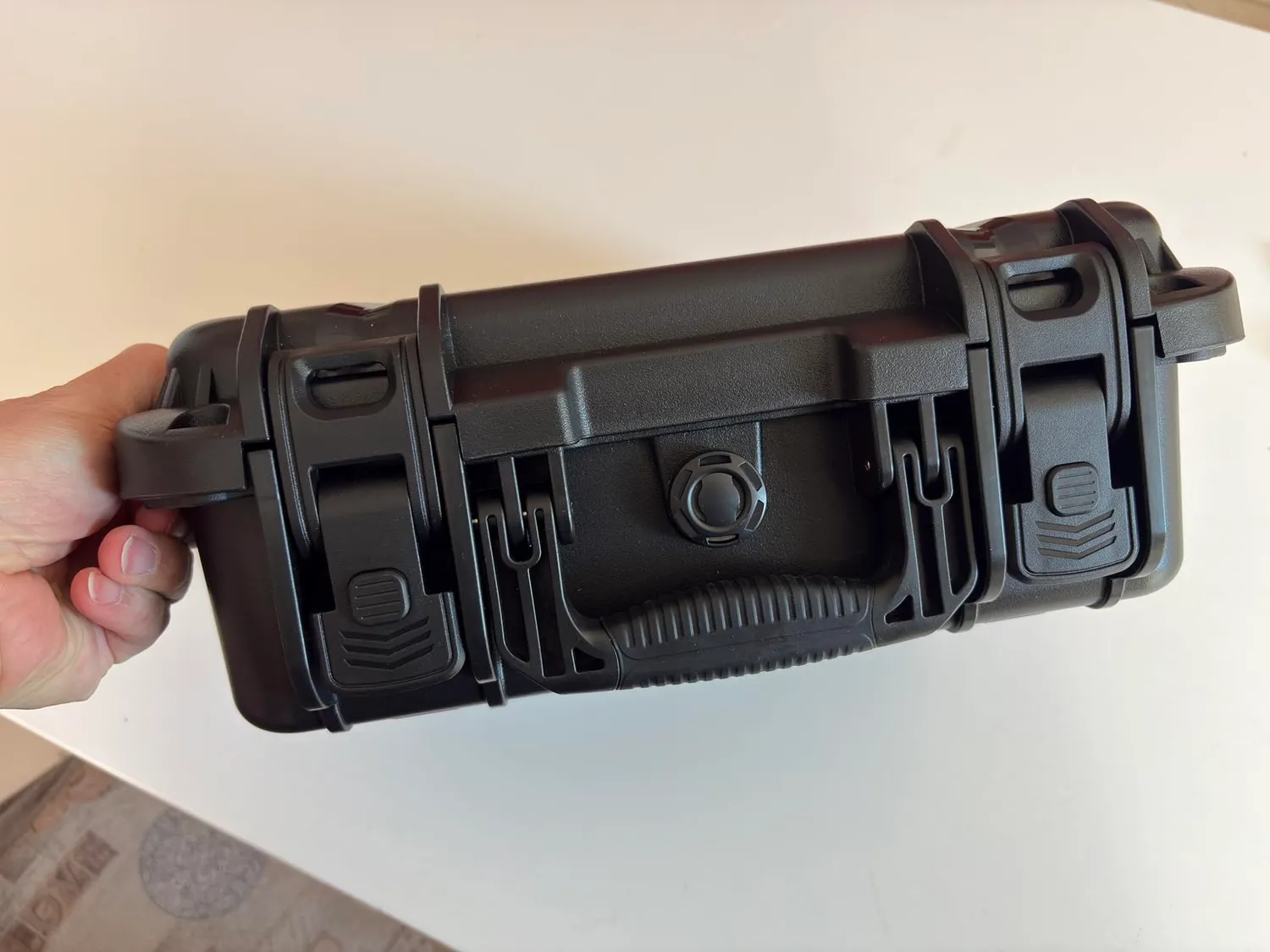 Concept valigia fotografica rigida IP67 34,5cm nera schiuma