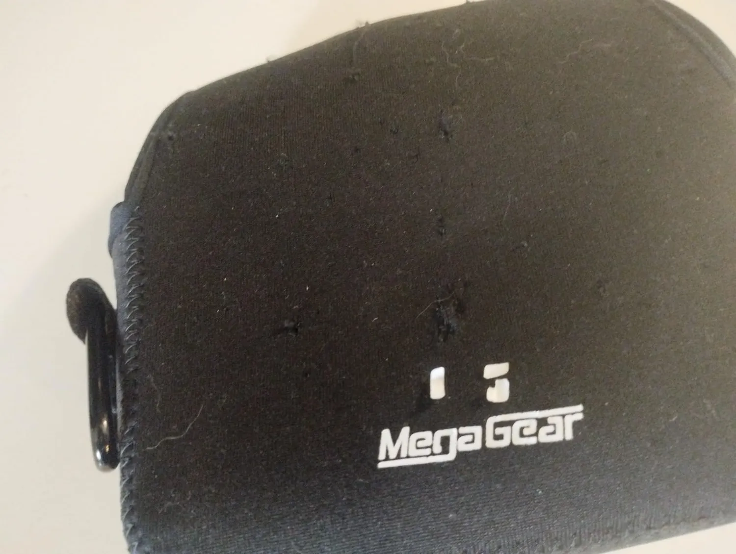 MegaGear MG1095 Custodia Neoprene Fujifilm X100 grigio