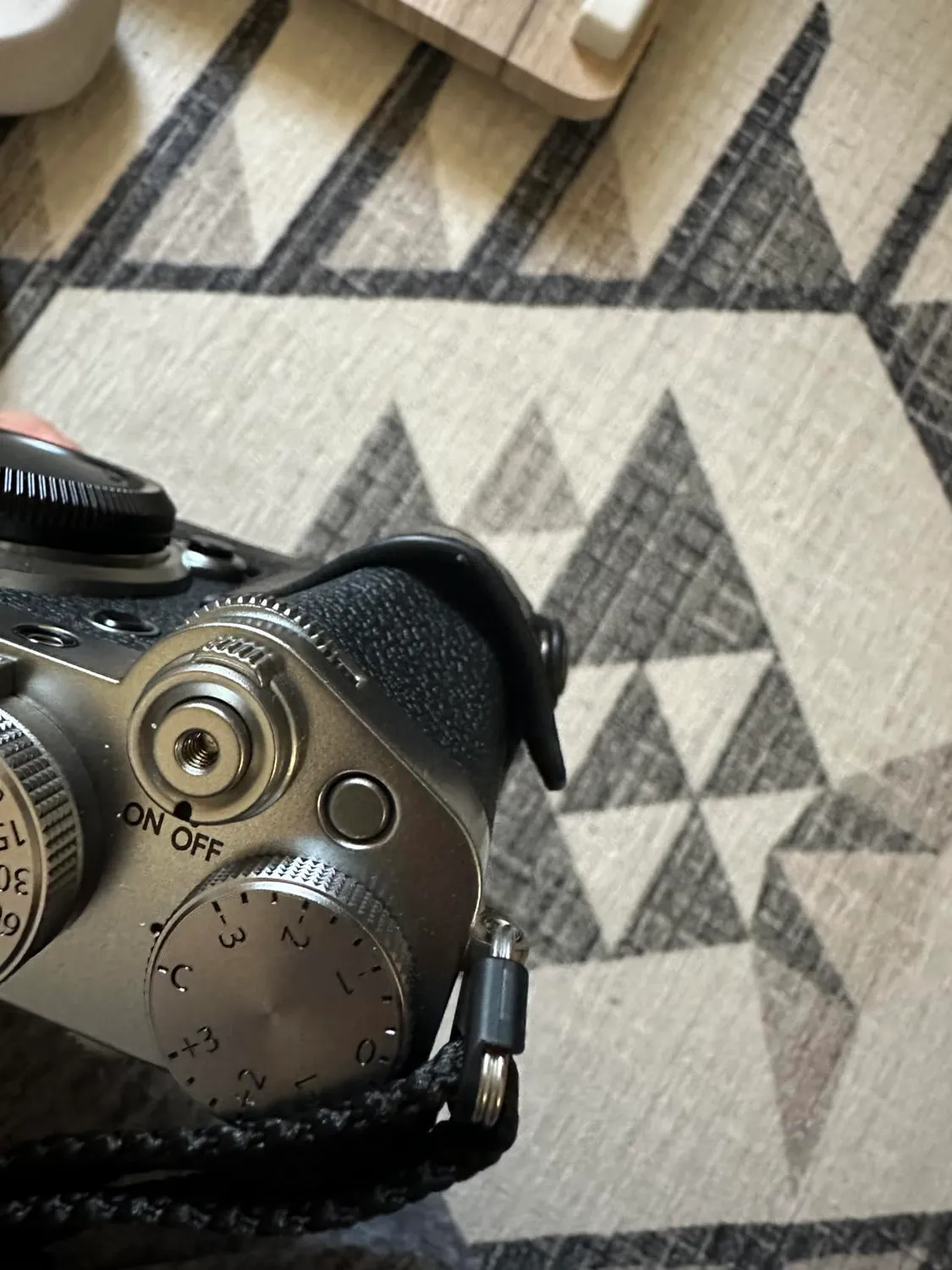 MegaGear custodia fotocamera Fujifilm X-T5 nero vera pelle