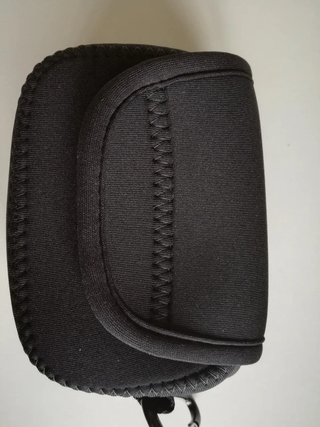 MegaGear MG726 custodia neoprene Nikon B500 grigia