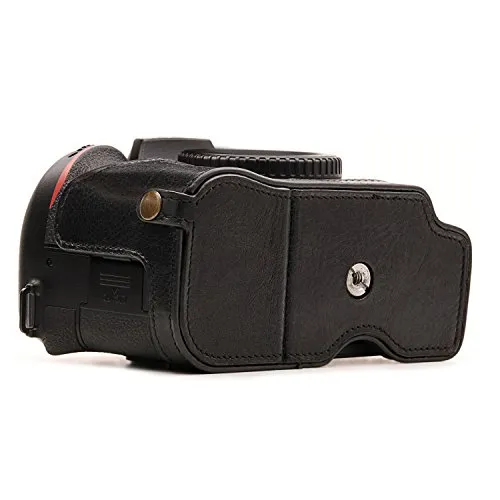 MegaGear Custodia in vera pelle Nikon D7500 mezza con batteria