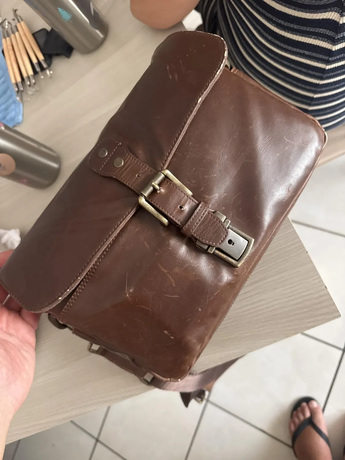 MegaGear MG1524 borsa tracolla pelle marrone chiaro mirrorless