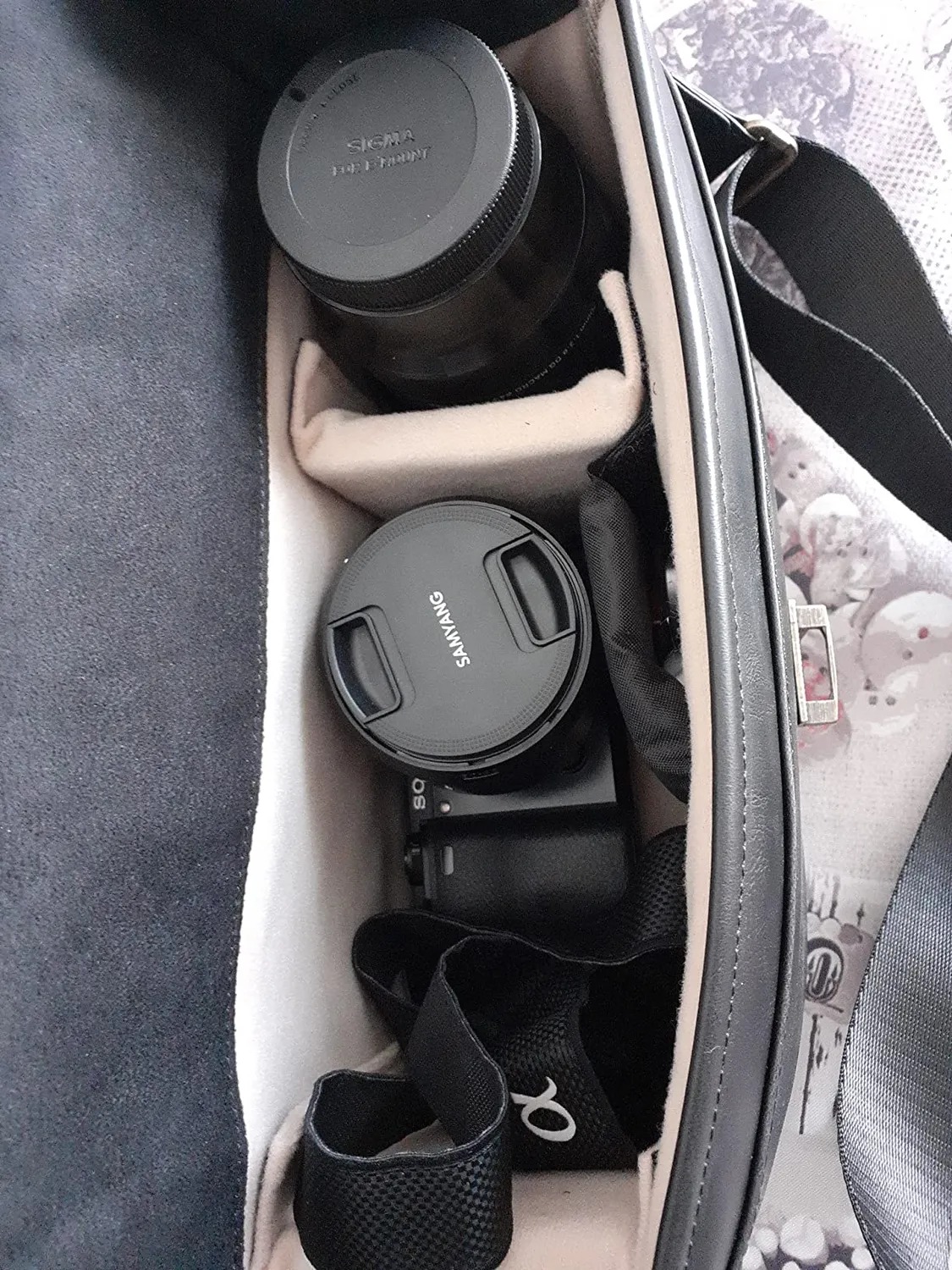 MegaGear MG1524 borsa tracolla pelle marrone chiaro mirrorless
